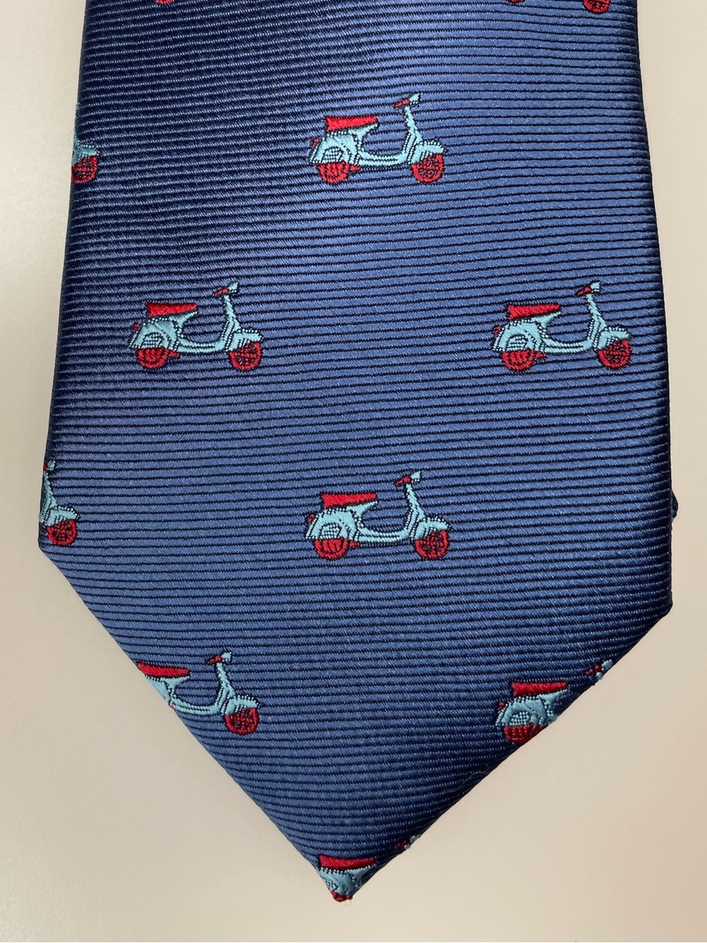 Bar III silk blend tie